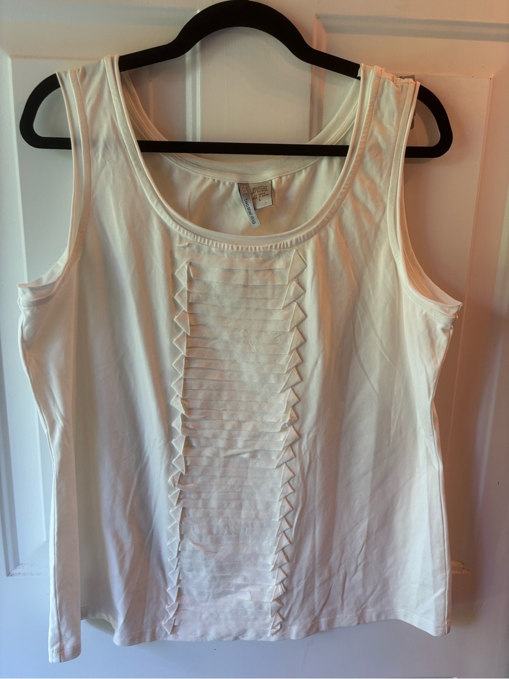 Two Star Dog Ivory Pleated Front Tank Top Size L